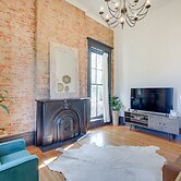 Chic & Historic Apartment ~ 6 Mi to Louisville!