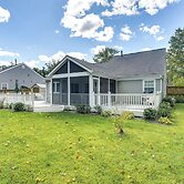 13 Mi to Annapolis: Dog-friendly Home w/ Fire Pit!