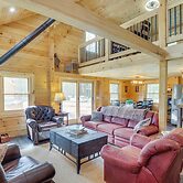 Secluded Cabin w/ Mtn Views ~ 33 Mi to Bigfork!