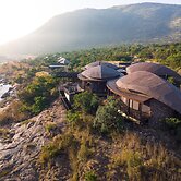 Madwaleni River Lodge - Babanango Game Reserve