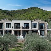 Olivera Suites Sarti