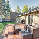Ski & Board in South Lake Tahoe! Updated Home