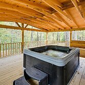 Mammoth Cave Cabin w/ Fire Pit - 3 Mi to Lake!