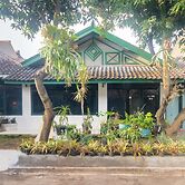 OYO Life 3055 Rumah Enin