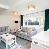 The WhiteCottage at Gildridge wd Hot Tub