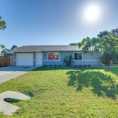 Fort Myers Vacation Home w/ Patio ~ 14 Mi to Beach
