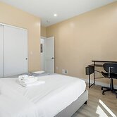 Modern 2Bed 2Bath & parking in Excelsior