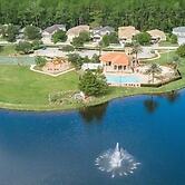 Exquisite Waterfront Retreat - Pet Friendly by RedAwning