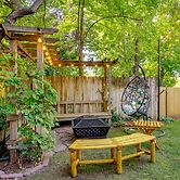 Lovely Salt Lake City Cottage w/ Outdoor Space!