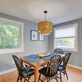 Gilford Getaway w/ Mountain Views & Fire Pit!