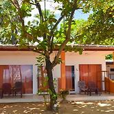 Golden Beach Cottages