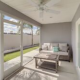 Community Pool & Tennis Court: Gem in The Villages