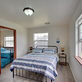 Crescent City Home w/ Hot Tub: Half-block to Beach
