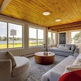 Waterfront Barrington Estate With Hot Tub!