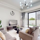 Primestay - Aster, Damac Hills 2