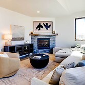 Cozy Tabernash Home w/ Fireplace & Mountain Views