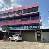 OYO 90885 Bera Pentagon Inn