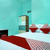 OYO 93298 Barito House