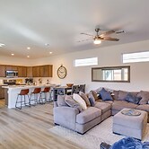 Bullhead City Home: Central A/C + Pool Access