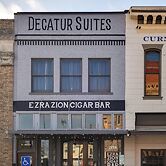 Western-themed Decatur Studio on Main Street!