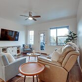 Mccall Vacation Rental w/ Private Balcony & Grill!