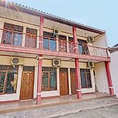 OYO 93224 Fj Guest House