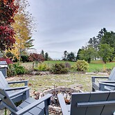 Lakefront Algoma Home w/ Deck, Grill & Fireplace