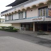 OYO 93237 Hotel Triarga