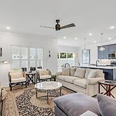 22811 Ann Miller - Saltwater Solace 4 Bedroom Home by RedAwning