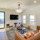 Hilltop Tennessee Retreat: Neyland Stadium Views!