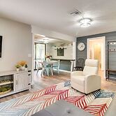 Deck + Dock Access: Lakefront Grove Cabin!