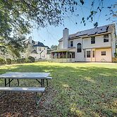 North Charleston Home Near Shopping & Dining!