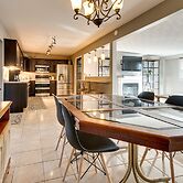 Updated Robinson Vacation Rental w/ Fireplace!