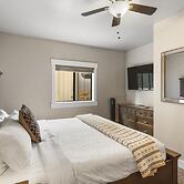 The Yellowstone Hideaway Unit A