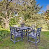 Cape Cod Home: Walk to Beach & Main St Hyannis!