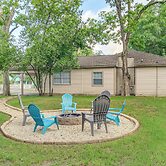 Gulfport Home w/ Fire Pit: Rv/trailer Parking
