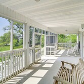 Waveland Vacation Rental - Walk to the Beach!