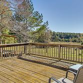 Prosperity Vacation Rental ~ 1 Mi to Lake Murray!