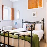 Inviting 1BD Flat - 20 Mins to Brighton Beach!