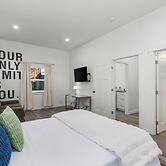 Walk to the waterfront- Charmwood House