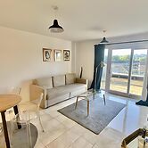 Captivating 1-bed Apartment Greater London