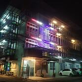 PonTaWin Budget Hotel