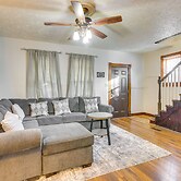 3 Mi to Golf - Beatrice Vacation Home!