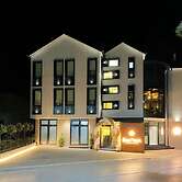 BAZ'HUR Boutique Hotel