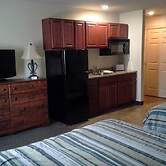 Gamble Farm Inn and Suites