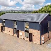 Fawn Cottage Disabled Adapted 3 Bedroom hot tub
