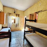 Hostel Canto da Praia São Sebastião - próximo ao enrocamento Caraguata