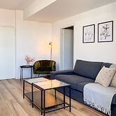 Phaedrus Living: Ourania City Heights Flat