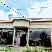 Nyumbani Cottages - Downtown