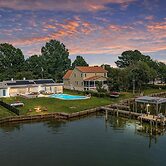 Waterfront Bliss: Ultimate Tilghman Retreat 4 Bedroom Home by RedAwnin